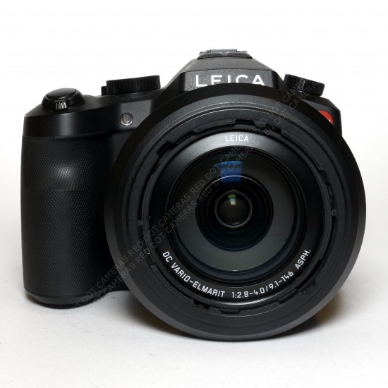 Leica V-Lux (typ 114)...