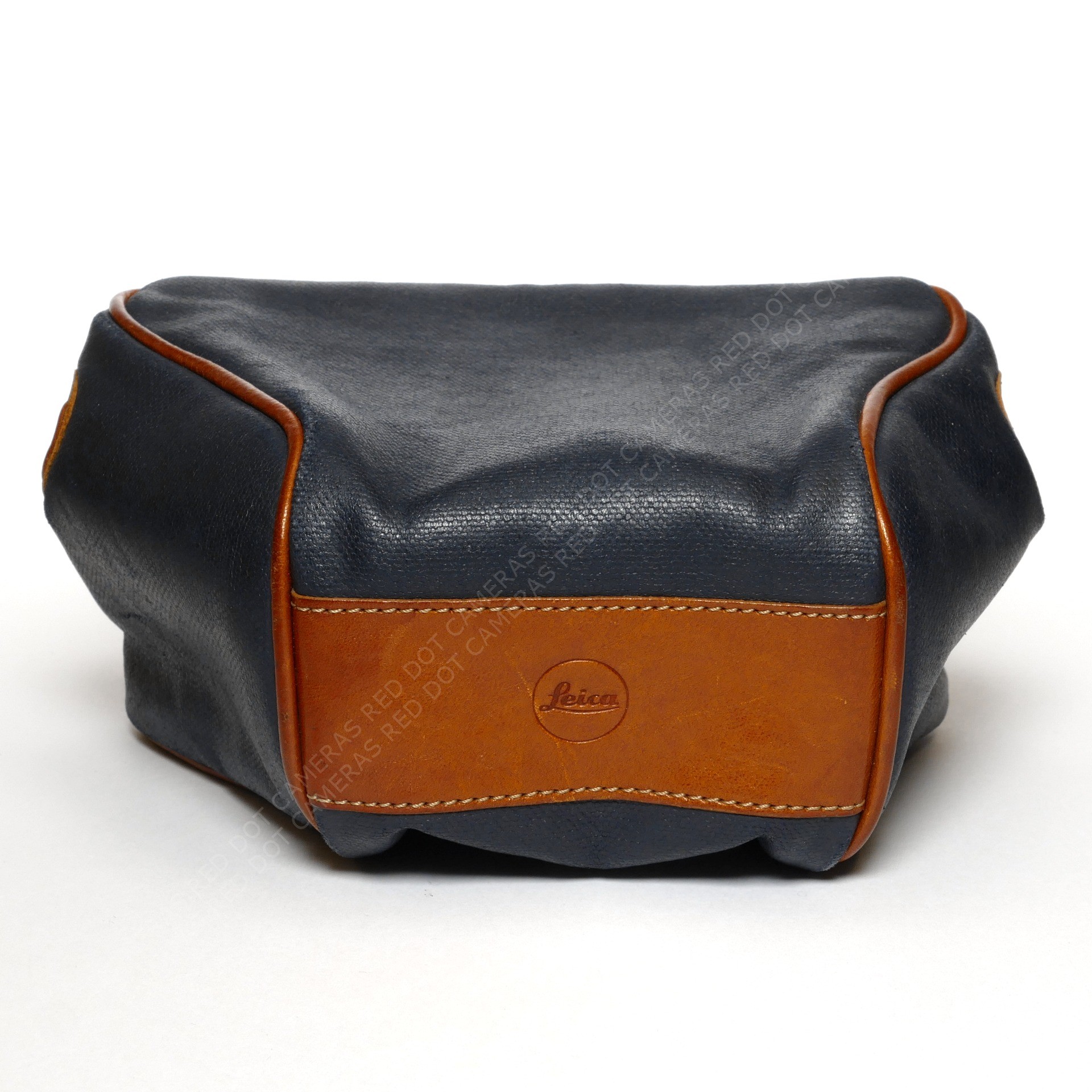 Leica sale ettas pouch