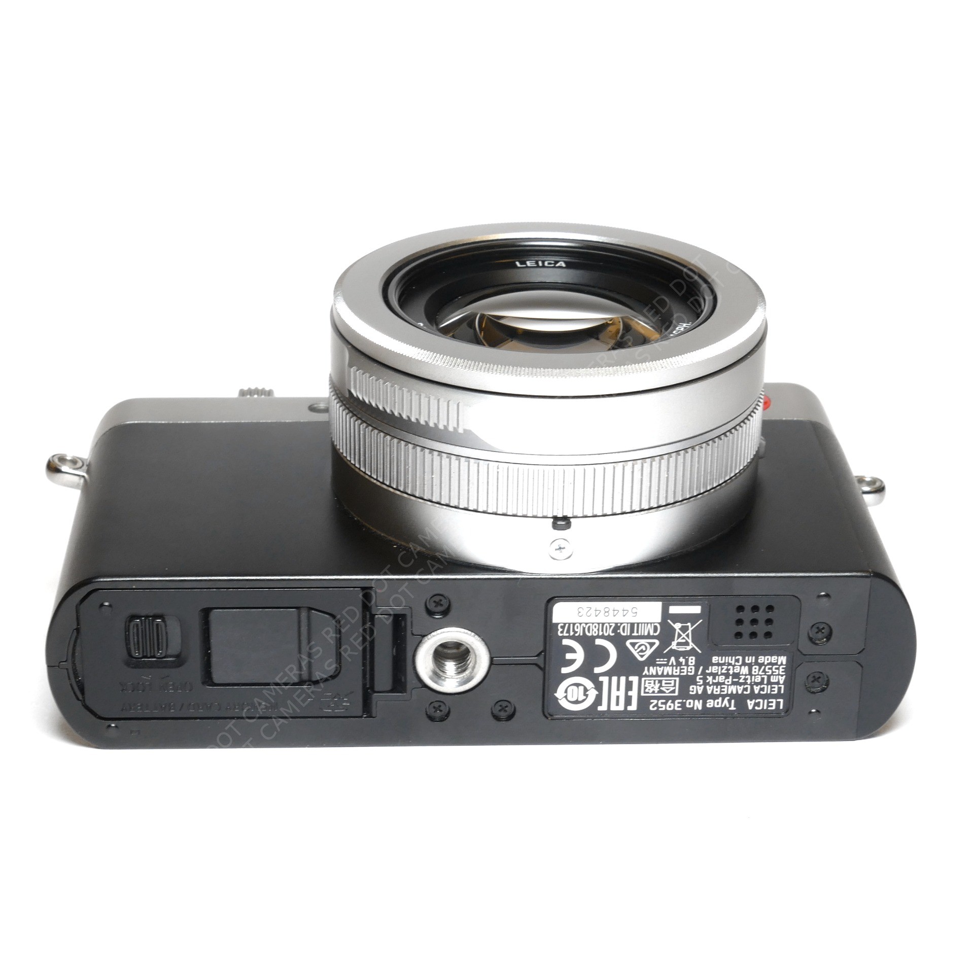 Leica D-Lux 7 Silver Boxed