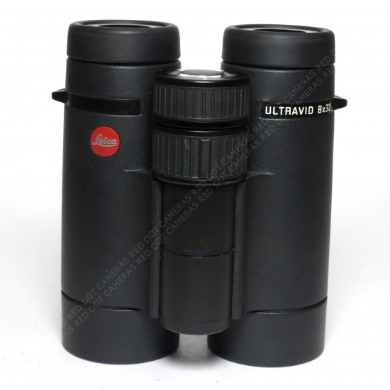 Leica Ultravid 8x32 & Case