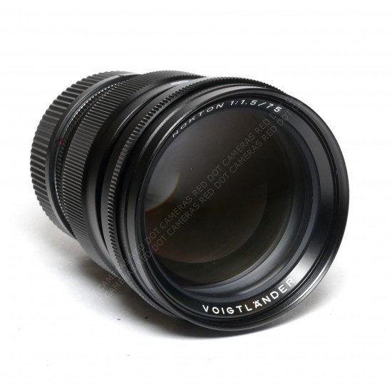 Voigtlander 75mm f1.5...