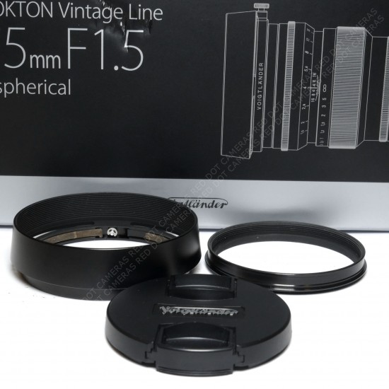 Voigtlander 75mm f1.5...