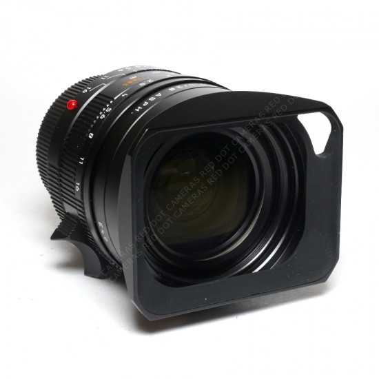 Leica Summilux 28mm f1.4...