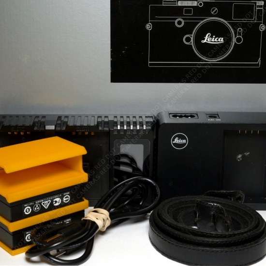 Leica M10-D Body Boxed &...