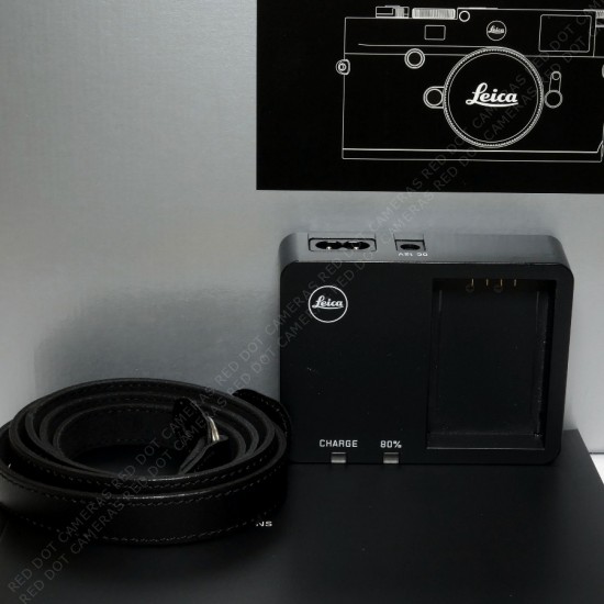 Leica M10 Black Body Boxed