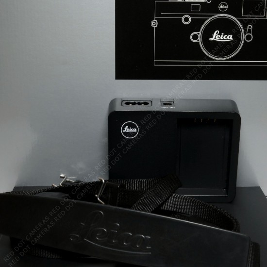 Leica M10 Black Body Boxed