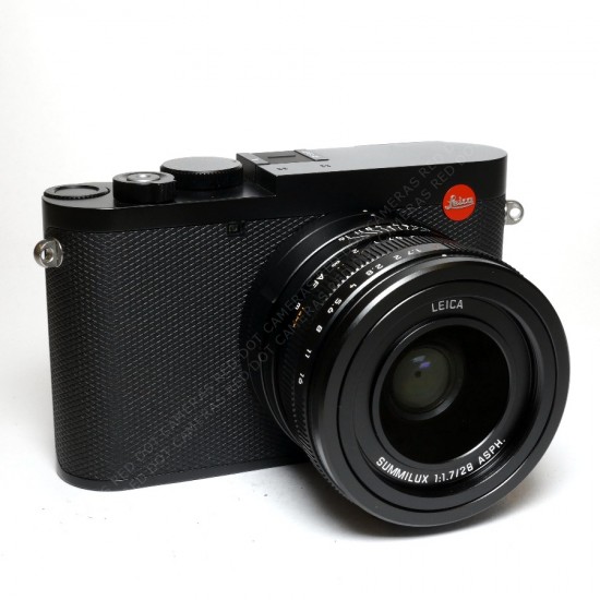 Leica Q3 Outfit Boxed