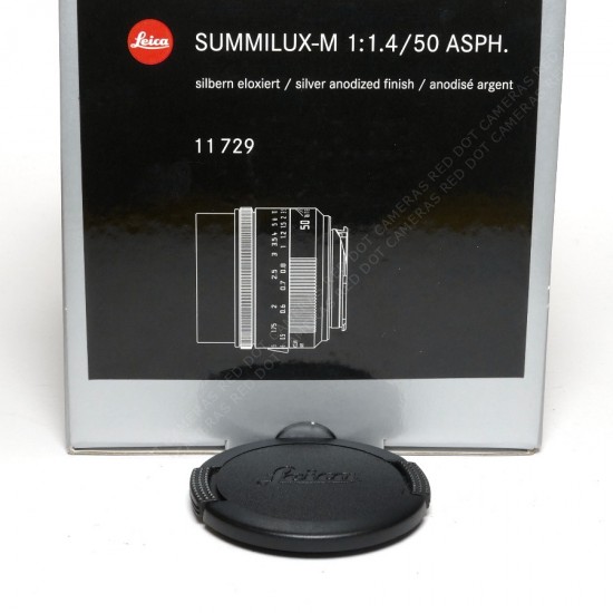 Leica Summilux 50mm f1.4...