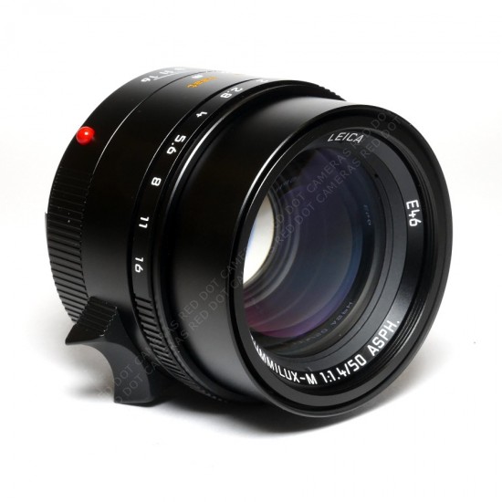 Leica Summilux 50mm f1.4...
