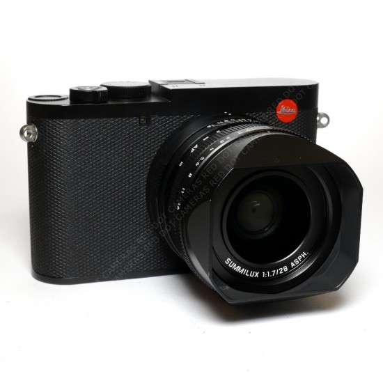 Leica Q3 Camera
