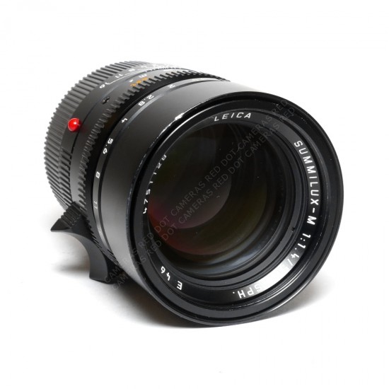 Leica Summilux 50mm f1.4...