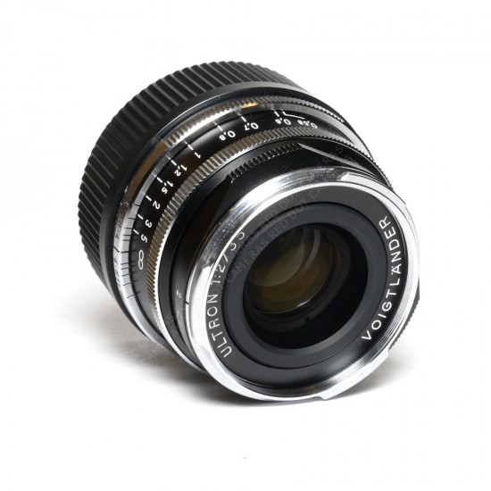 Voigtlander Ultron 35mm f2...
