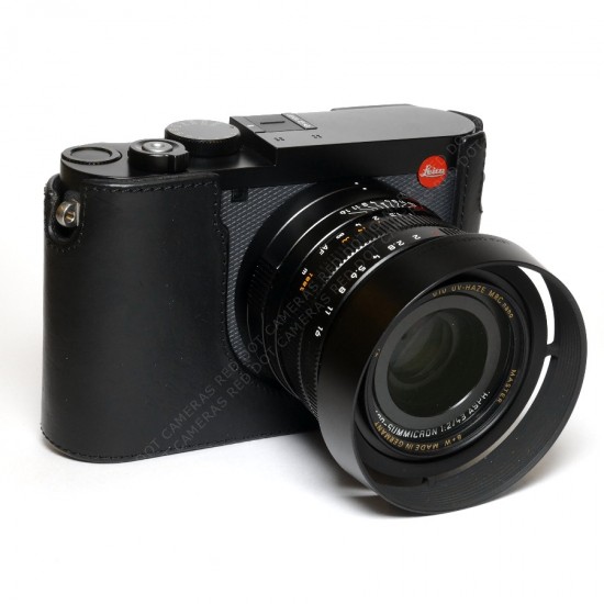 Leica Q3 43 Camera Outfit...