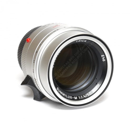 Leica Summilux 50mm f1.4...