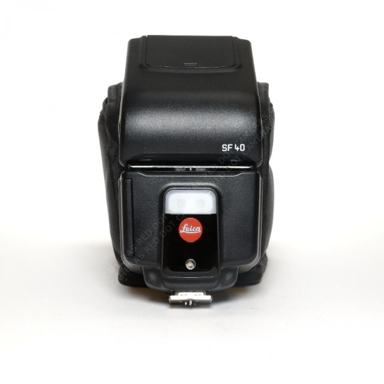 Leica SF-40 Flashgun & Case