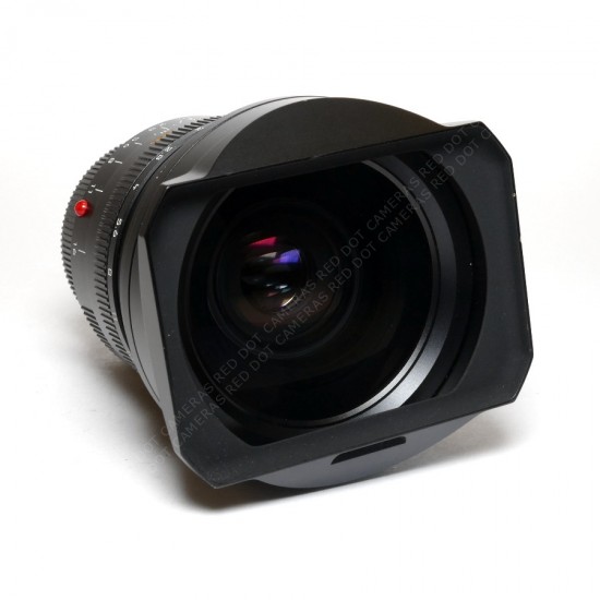 Leica Summilux-M 21mm f1.4...